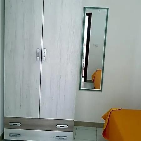 מלון דירות Nido 3*