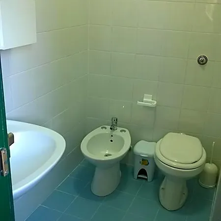 Nido מלון דירות 3*